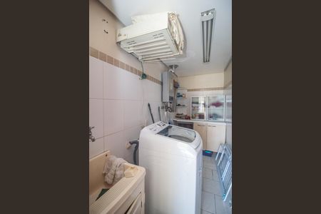 Apartamento à venda com 182m², 4 quartos e 2 vagas Apartamento à venda com 182m², 4 quartos e 2 vagasÁrea de Serviço