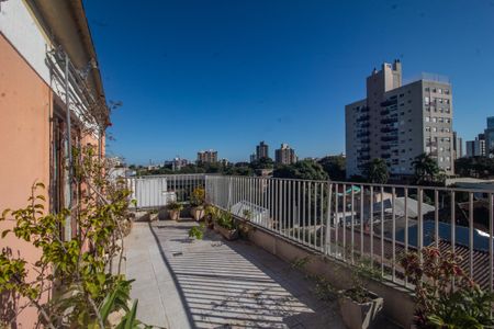 Apartamento à venda com 182m², 4 quartos e 2 vagas Apartamento à venda com 182m², 4 quartos e 2 vagasCobertura