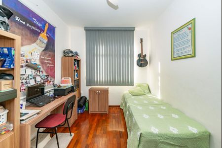 Apartamento à venda com 139m², 4 quartos e 2 vagas Apartamento à venda com 139m², 4 quartos e 2 vagasQuarto 4