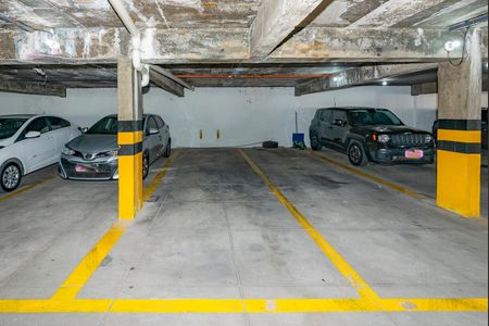 Apartamento à venda com 139m², 4 quartos e 2 vagas Apartamento à venda com 139m², 4 quartos e 2 vagasGaragem