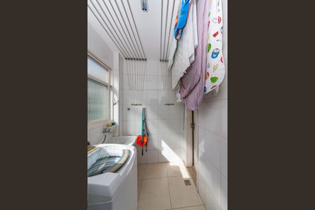 Apartamento à venda com 139m², 4 quartos e 2 vagas Apartamento à venda com 139m², 4 quartos e 2 vagasÁrea de Serviço