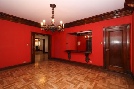 Casa para alugar com 420m², 6 quartos e 4 vagas Casa para alugar com 420m², 6 quartos e 4 vagasSala 2
