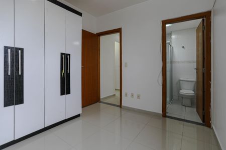 Apartamento para alugar com 56m², 1 quarto e 1 vagaSuíte