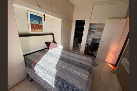 Apartamento à venda com 103m², 5 quartos e 1 vaga Apartamento à venda com 103m², 5 quartos e 1 vagaSuite