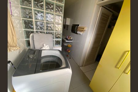 Apartamento à venda com 103m², 5 quartos e 1 vaga Apartamento à venda com 103m², 5 quartos e 1 vagaÁrea de Serviço
