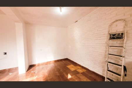 Casa à venda com 211m², 3 quartos e 1 vaga Casa à venda com 211m², 3 quartos e 1 vagaSala