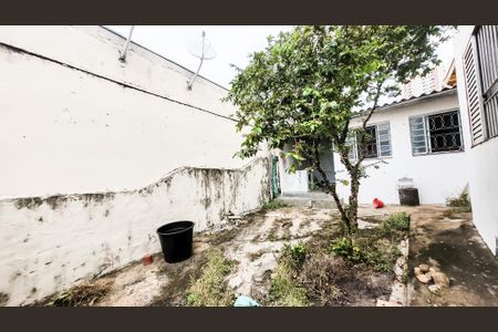 Casa à venda com 211m², 3 quartos e 1 vaga Casa à venda com 211m², 3 quartos e 1 vagaÁrea comum - Quintal fundo