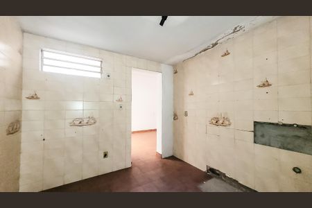 Casa à venda com 211m², 3 quartos e 1 vaga Casa à venda com 211m², 3 quartos e 1 vagaCozinha