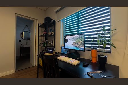 Casa à venda com 430m², 4 quartos e 3 vagas Casa à venda com 430m², 4 quartos e 3 vagasQuarto 4