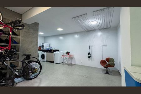 Casa à venda com 430m², 4 quartos e 3 vagas Casa à venda com 430m², 4 quartos e 3 vagasÁrea de Serviço