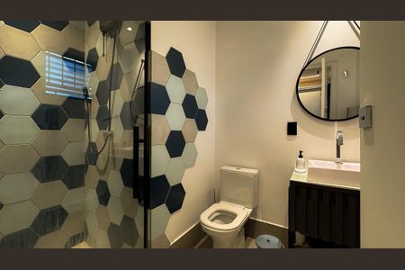 Casa à venda com 430m², 4 quartos e 3 vagas Casa à venda com 430m², 4 quartos e 3 vagasBanheiro 5