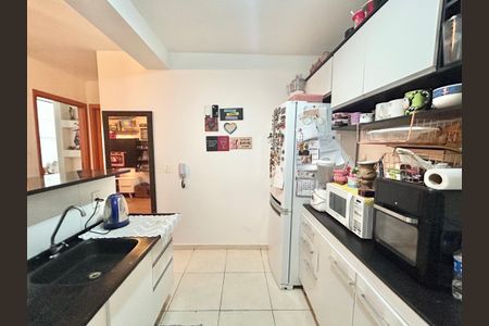 Apartamento à venda com 100m², 2 quartos e 1 vaga Apartamento à venda com 100m², 2 quartos e 1 vagaCozinha