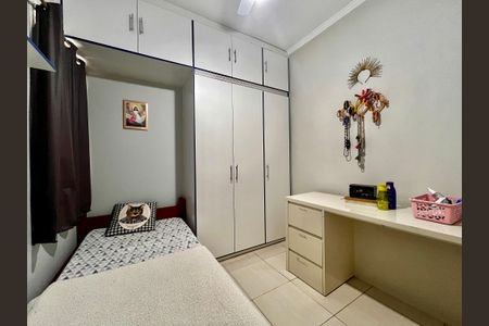 Casa à venda com 127m², 3 quartos e 3 vagas Casa à venda com 127m², 3 quartos e 3 vagasQuarto 2