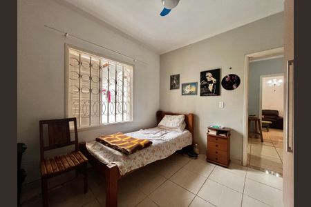 Casa à venda com 127m², 3 quartos e 3 vagas Casa à venda com 127m², 3 quartos e 3 vagasQuarto 1