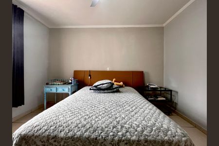 Casa à venda com 127m², 3 quartos e 3 vagas Casa à venda com 127m², 3 quartos e 3 vagasSuíte