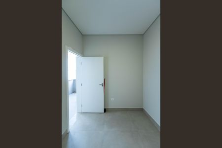 Casa à venda com 520m², 5 quartos e 4 vagas Casa à venda com 520m², 5 quartos e 4 vagasQuarto de Serviço