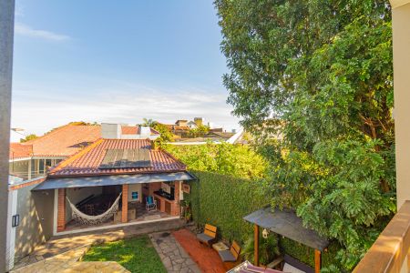 Casa à venda com 250m², 4 quartos e 2 vagasVista da Varanda do Quarto 