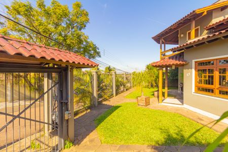 Casa à venda com 250m², 4 quartos e 2 vagasJardim