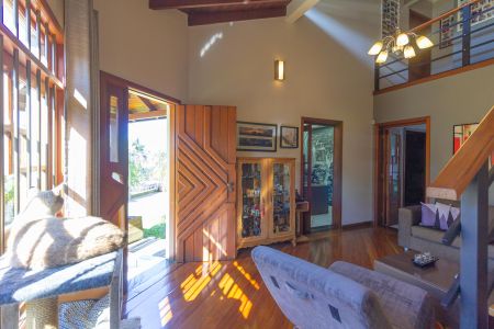 Casa à venda com 250m², 4 quartos e 2 vagasSala