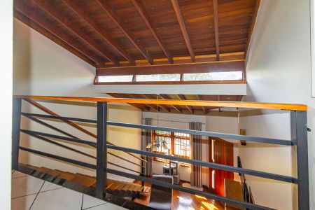 Casa à venda com 250m², 4 quartos e 2 vagasCorredor