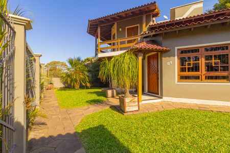 Casa à venda com 250m², 4 quartos e 2 vagasJardim