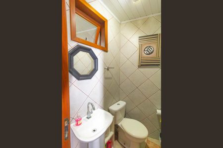 Casa à venda com 250m², 4 quartos e 2 vagasLavabo