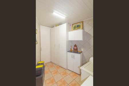 Casa à venda com 250m², 4 quartos e 2 vagasLavanderia