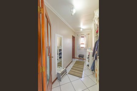 Casa à venda com 250m², 4 quartos e 2 vagasCloset da suíte