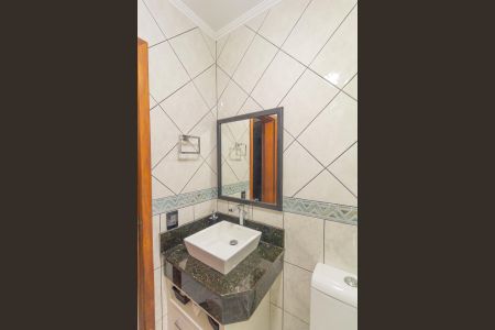 Casa à venda com 250m², 4 quartos e 2 vagasBanheiro Social