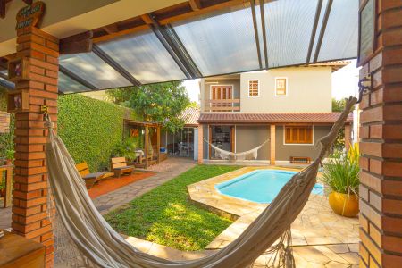 Casa à venda com 250m², 4 quartos e 2 vagasPiscina e Espaço Gourmet