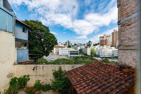 Casa à venda com 300m², 4 quartos e 2 vagas Casa à venda com 300m², 4 quartos e 2 vagasQuarto 2