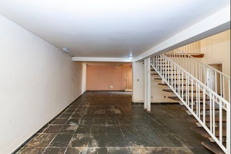 Casa à venda com 300m², 4 quartos e 2 vagas Casa à venda com 300m², 4 quartos e 2 vagasSala 2