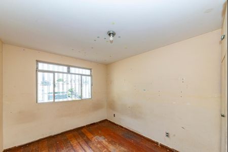 Casa à venda com 300m², 4 quartos e 2 vagas Casa à venda com 300m², 4 quartos e 2 vagasQuarto 2