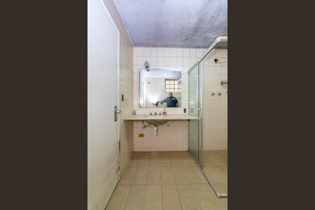 Casa à venda com 300m², 4 quartos e 2 vagas Casa à venda com 300m², 4 quartos e 2 vagasBanheiro da Suíte