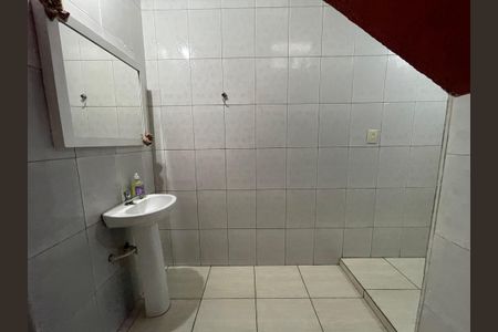 Casa à venda com 330m², 3 quartos e 7 vagas Casa à venda com 330m², 3 quartos e 7 vagasBanheiro 3