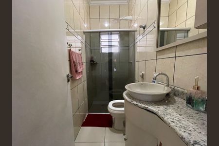 Casa à venda com 330m², 3 quartos e 7 vagas Casa à venda com 330m², 3 quartos e 7 vagasBanheiro/Suite
