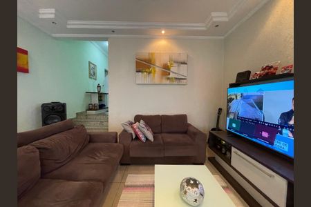 Casa à venda com 330m², 3 quartos e 7 vagas Casa à venda com 330m², 3 quartos e 7 vagasSala