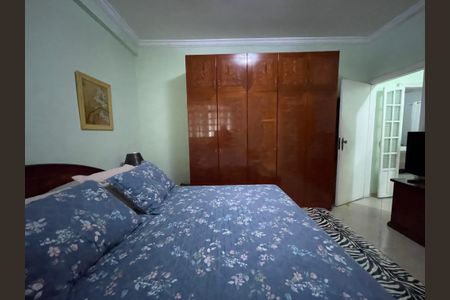 Casa à venda com 330m², 3 quartos e 7 vagas Casa à venda com 330m², 3 quartos e 7 vagasSuite