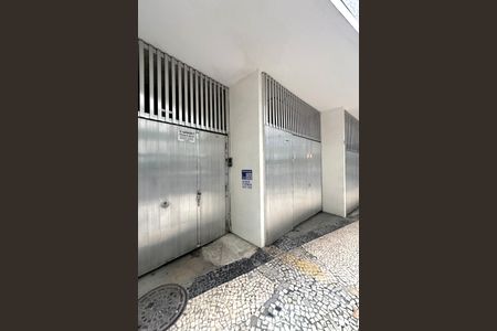 Apartamento à venda com 93m², 3 quartos e sem vaga Apartamento à venda com 93m², 3 quartos e sem vagaPlaquinha