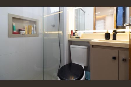 Apartamento à venda com 37m², 2 quartos e 1 vaga Apartamento à venda com 37m², 2 quartos e 1 vagaBanheiro
