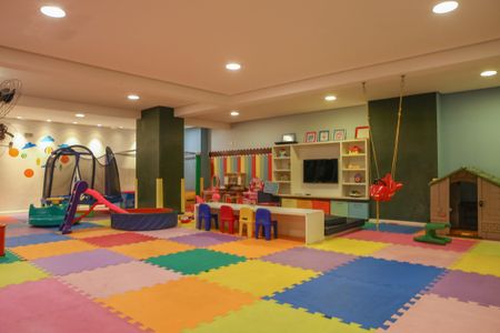 Apartamento à venda com 223m², 3 quartos e 4 vagas Apartamento à venda com 223m², 3 quartos e 4 vagasÁrea comum