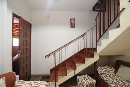 Casa à venda com 250m², 2 quartos e 2 vagasSala