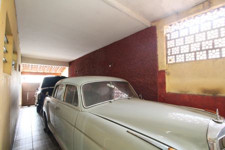 Casa à venda com 250m², 2 quartos e 2 vagasQuintal