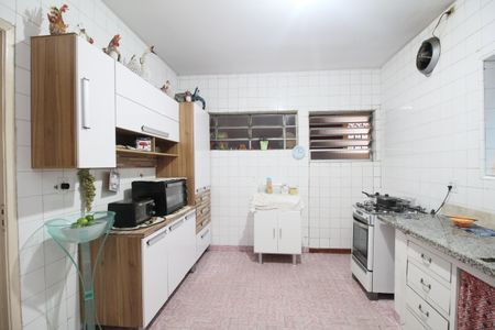 Casa à venda com 250m², 2 quartos e 2 vagasCozinha