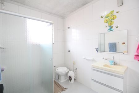 Casa à venda com 250m², 2 quartos e 2 vagasBanheiro 2