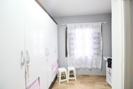 Casa à venda com 250m², 2 quartos e 2 vagasQuarto 3