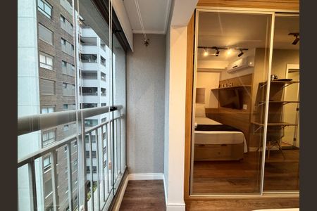 Studio à venda com 21m², 1 quarto e sem vaga Studio à venda com 21m², 1 quarto e sem vagaVaranda do Studio