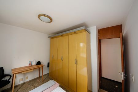 Apartamento à venda com 74m², 3 quartos e 1 vaga Apartamento à venda com 74m², 3 quartos e 1 vagaQuarto 2