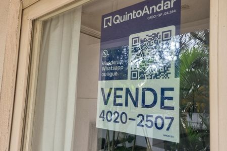 Apartamento à venda com 74m², 3 quartos e 1 vaga Apartamento à venda com 74m², 3 quartos e 1 vagaPlaca