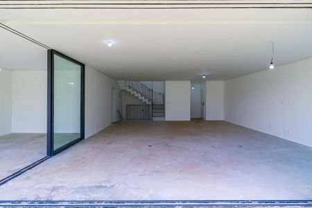 Casa de condomínio à venda com 515m², 4 quartos e 4 vagas